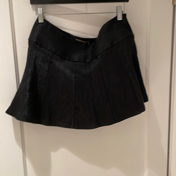YSL yves Saint Laurent  Saint Laurent paris short skirt size 42 Italy - Picture 1 of 7